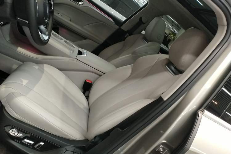 Used Wey Mocha New Energy 2024 Hi4 Four-Wheel Drive Long-Range Version