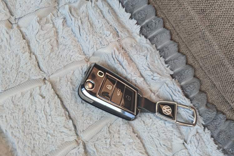 Used Volkswagen Tiguan L 2019 Updated Version 330TSI Automatic Two-Wheel Drive Panoramic Comfort Edition China VI Standard
