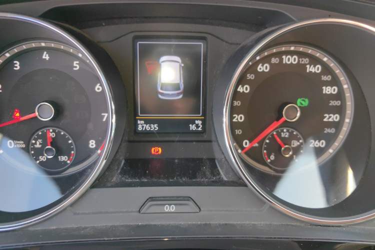 Used Volkswagen Tiguan L 2019 330TSI Automatic Two-Wheel Drive Smart Luxury Version China VI Standard
