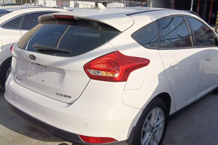 Used Ford Focus 2017 Hatchback 1.6L Automatic Fashion Edition Smart Drive Version