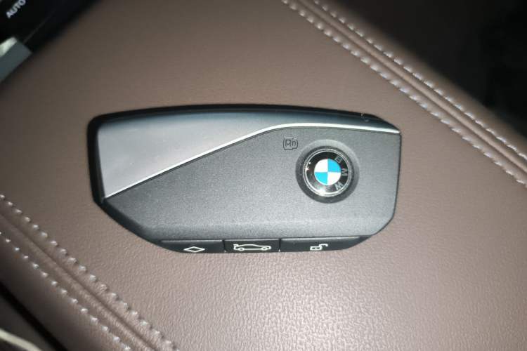 Used BMW iX1 2023 eDrive25L X Design Package
