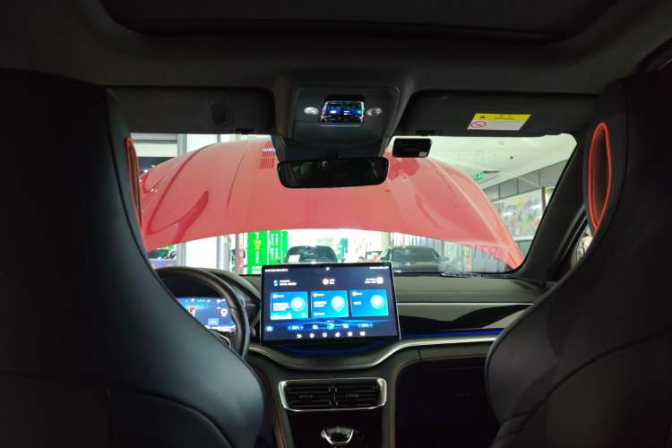 Used BYD Song PLUS New Energy 2021 DM-i 100KM Four-Wheel Drive Flagship PLUS