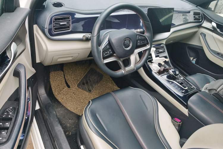 Used BYD Qin PLUS 2021 EV 400KM Luxury Model
