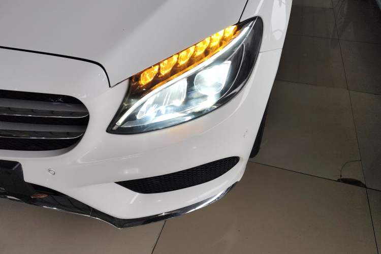 Used Mercedes-Benz C-Class 2017 Restyled C 180 L Fashion Edition Sport Version