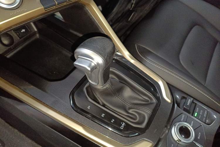 Used Haval H6 2019 Blue Label 1.5 GDIT Automatic Ultra-Luxury Smart Connectivity Version
