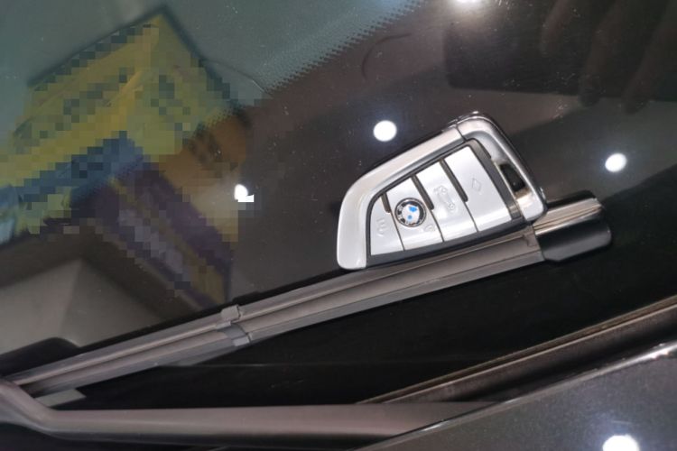 Used BMW 5 Series 2019 Facelifted 525Li Luxury Package
