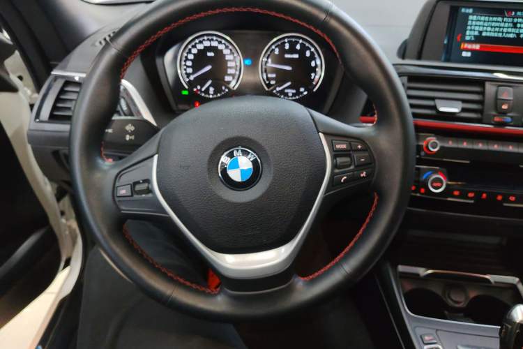 Used BMW 2 Series 2019 225i Convertible Coupe Sports Design Package
