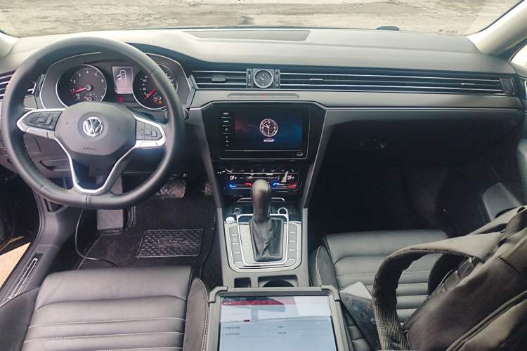 Used Volkswagen Magotan 2020 330TSI DSG Leading Model
