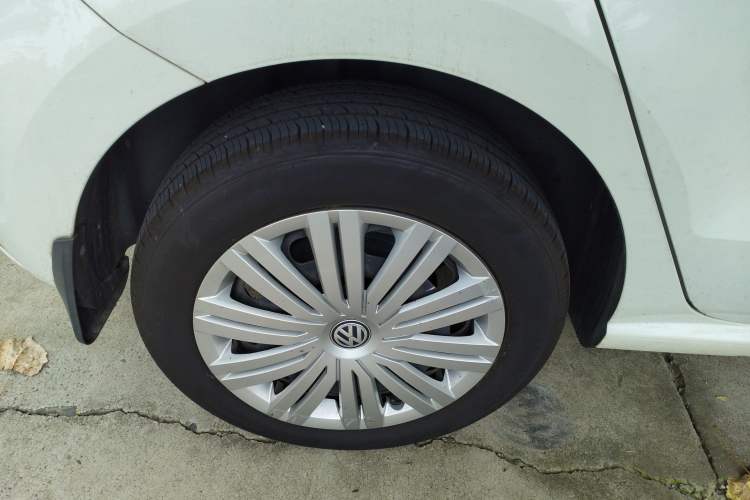 Used Volkswagen Polo 2016 1.6L Automatic Comfort Model
