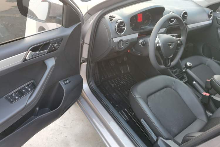 Used Jetta VA3 2021 1.5L Manual Enjoyment Edition
