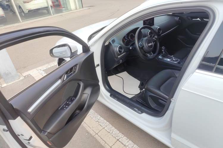 Used Audi A3 2016 Sportback 35 TFSI Ambition Edition
