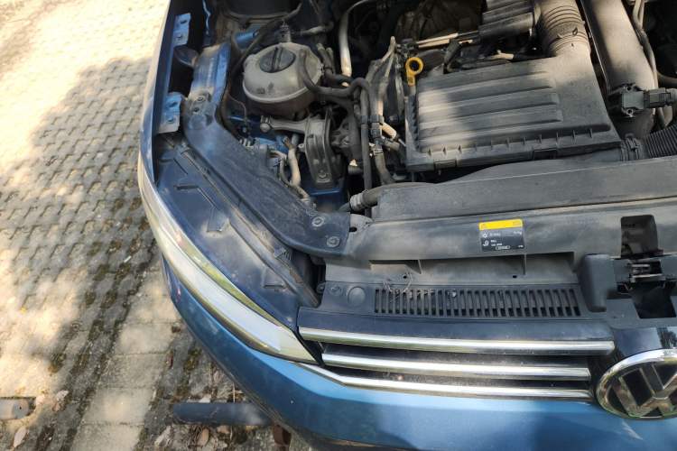 Used Volkswagen Touran 2016 Volkswagen Touran L 280TSI DSG Comfort Edition
