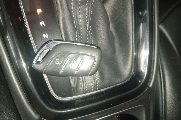 Used Roewe i5 2019 1.5L Automatic 4G Connected Langyue Edition
