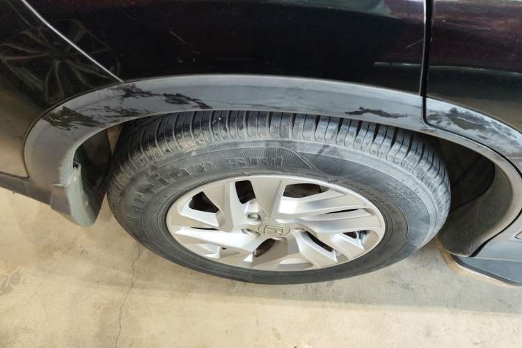 Used Honda CR-V 2015 2.4L two-wheel drive luxury version
