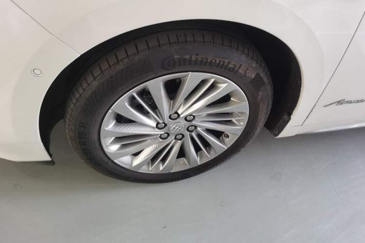 Used Buick Century 2023 2.0T Six-Seater Yinshi Edition