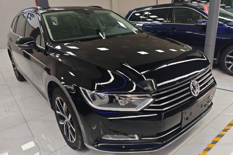 Used Volkswagen Variant 2018 380TSI Two-Wheel Drive Comfort Edition