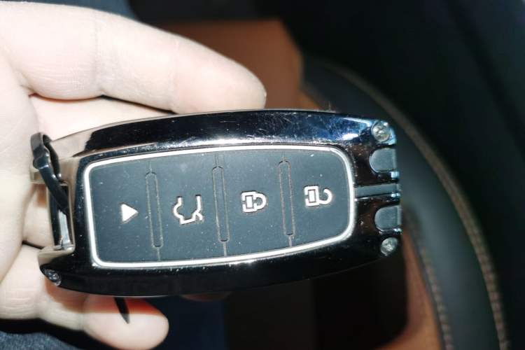 Used Geely Auto Vision X6 2020 1.4T CVT Luxury Edition