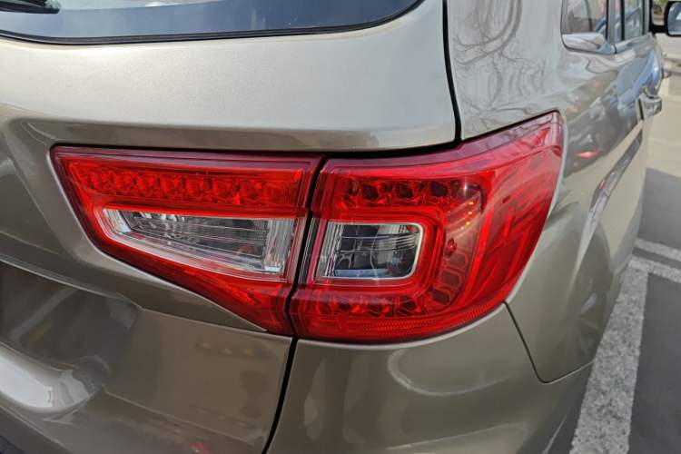 Used Changan CS75 2016 1.8T Automatic Elite Model China V Standard