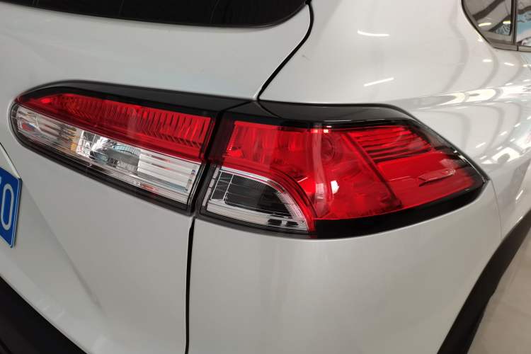 Used Toyota FRONTLANDER 2024 2.0L CVT Elite Edition
