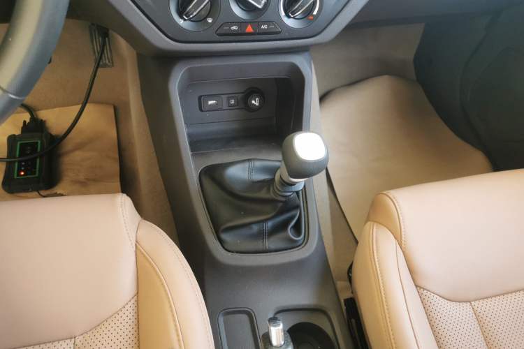 Used Wuling Hongguang 2021 1.5L Facelifted S Comfort Version with Electric Power Steering LAR
