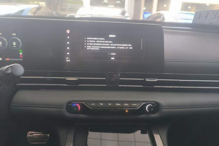 Used GAC Trumpchi EMPOW 2024 270T DCT Yingbao R-Style Edition
