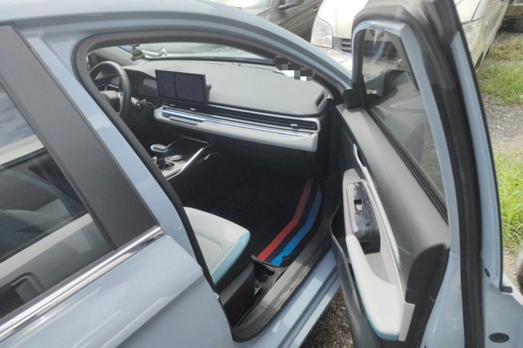 Used Geely Auto Emgrand 2023 4th Generation Champion Edition 1.5L CVT Flagship Model
