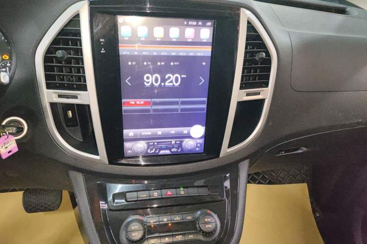 Used Mercedes-Benz Vito 2021 2.0T Elite Version 7 Seats
