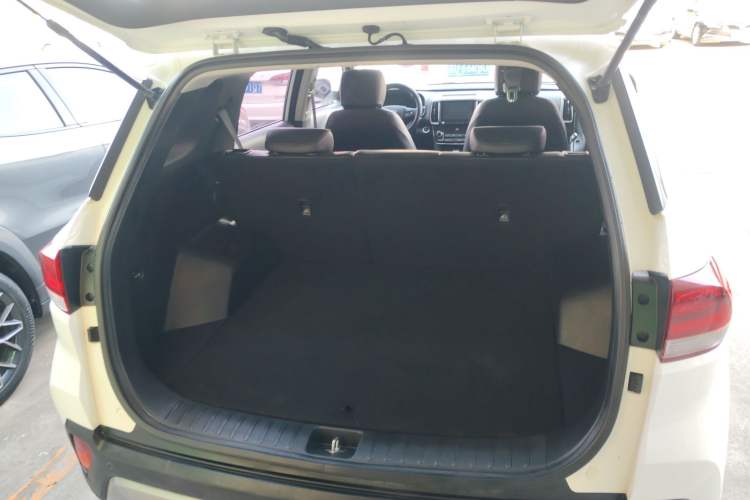 Used Hyundai ix35 2019 2.0L Automatic 2WD Zhiyong·Changxiang Edition China VI Standard
