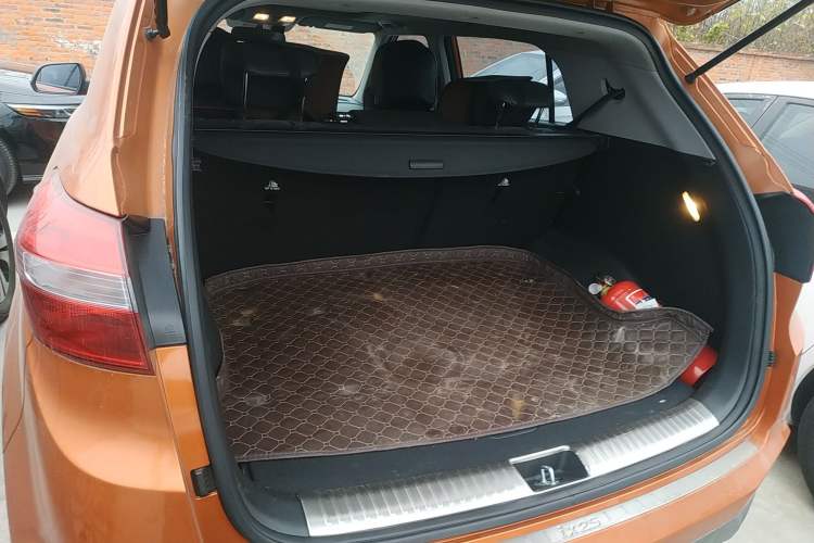 Used Hyundai ix25 2015 1.6L Automatic Two-Wheel Drive Smart GLS Trim
