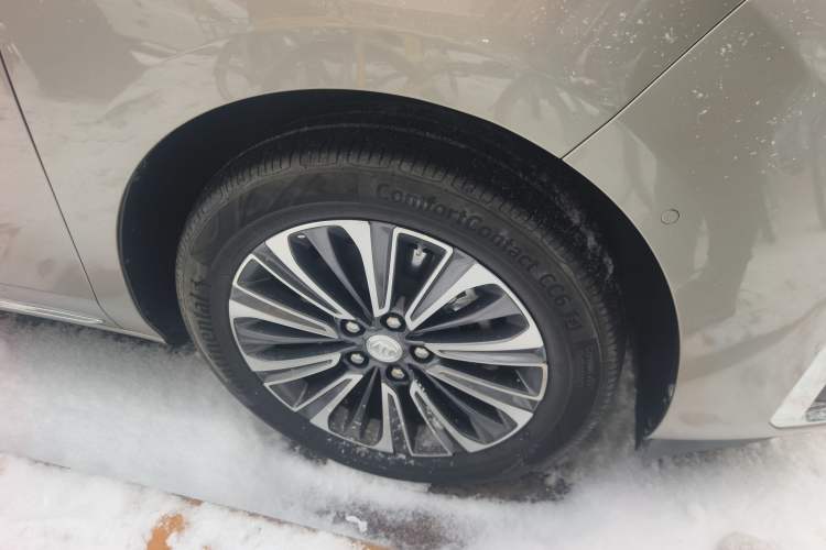 Used Buick GL8 2023 ES Lu Zun Luxury Model
