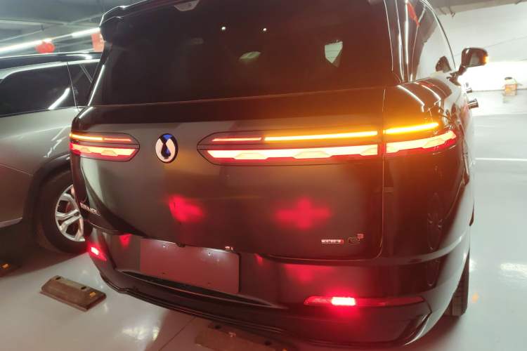 Used Denza N8L 2025 Prestige Version
