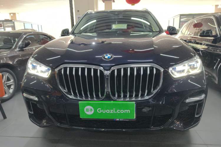 Used BMW X5 2022 Restyled xDrive 30Li Luxury Version M Sport Package
