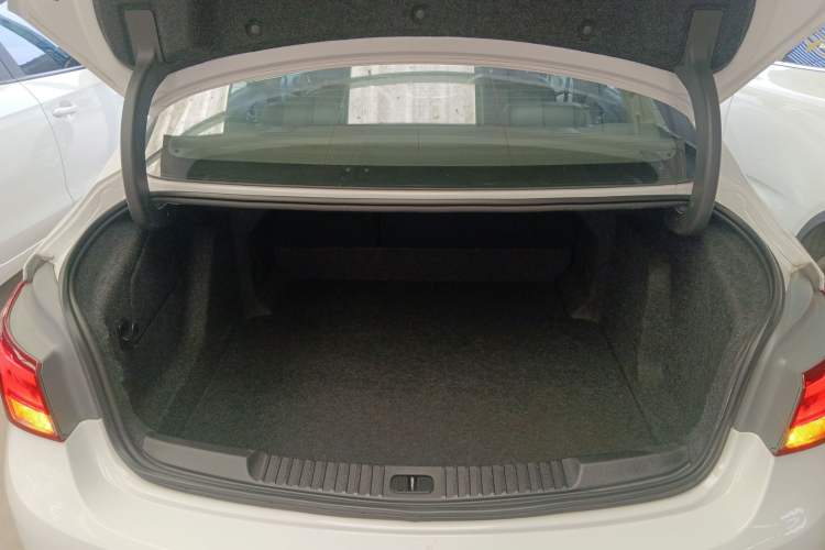 Used Buick Verano 2019 Sedan 15S Automatic Leading Model
