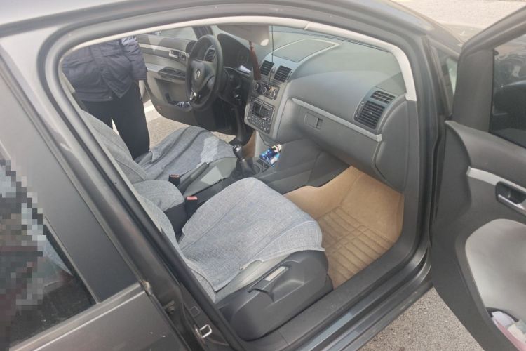 Used Volkswagen Touran 2013 1.4T Manual Fashion Edition 5 Seats
