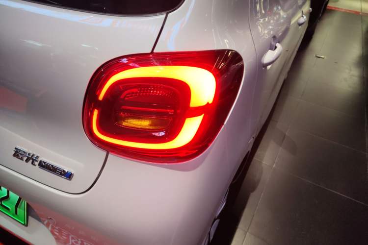 Used Wuling Hongguang MINIEV 2025 Four-Door Version Advanced Edition
