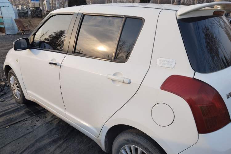 Used Suzuki Swift 2014 1.3L Manual Standard Edition
