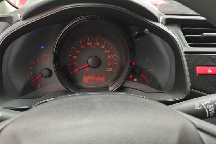 Used Honda Fit 2016 1.5L LX CVT Comfort Model
