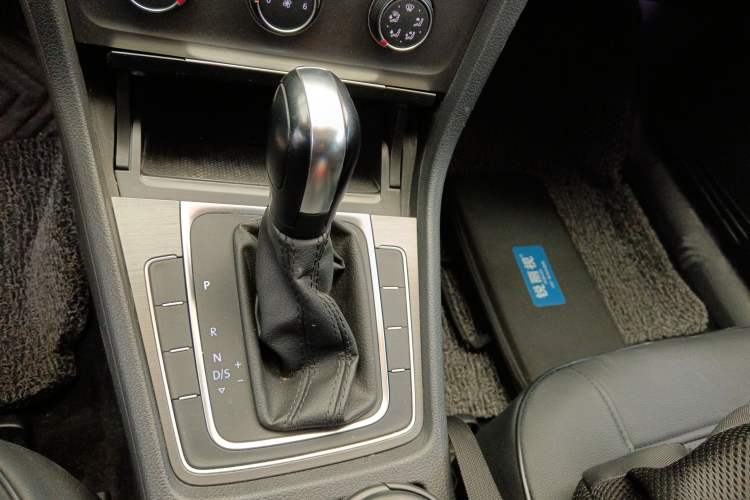 Used Volkswagen Golf 2016 1.6L Automatic Comfort Model
