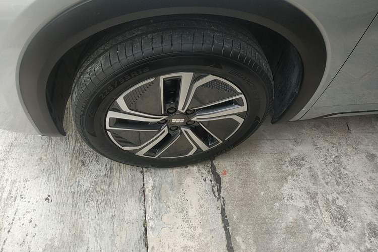 Used Geely Galaxy Galaxy Xingjian 7 EM-i 2025 120km Launch+ Version
