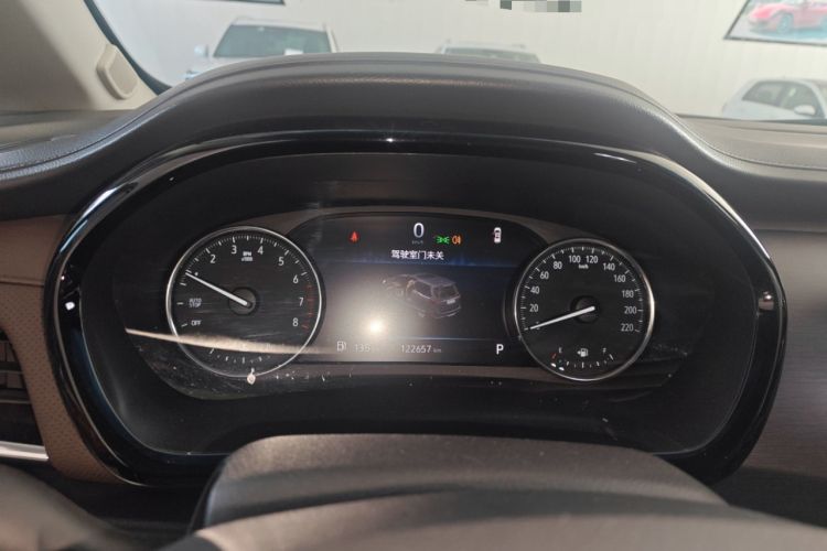 Used Buick GL8 2022 Land Business Class 652T Luxury Model
