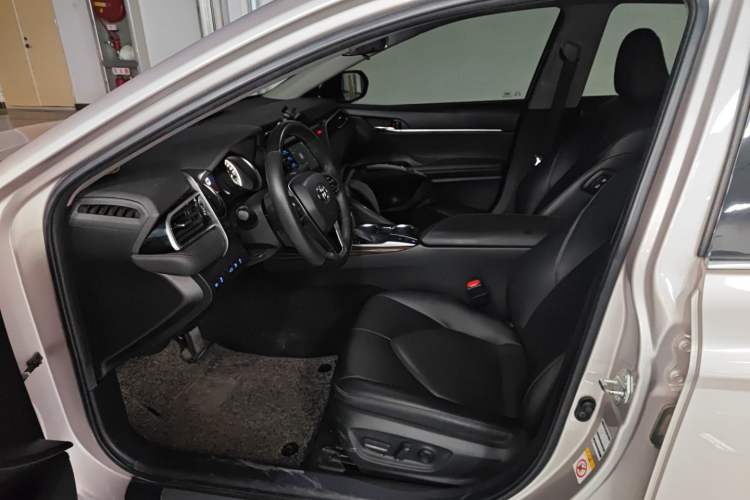 Used Toyota Camry 2018 2.0G Luxury Edition