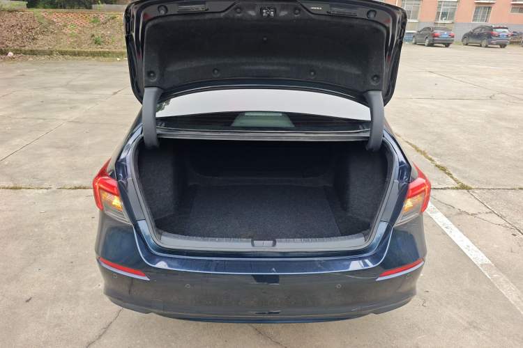 Used Honda Civic 2023 2.0L eHEV Sharp Edition
