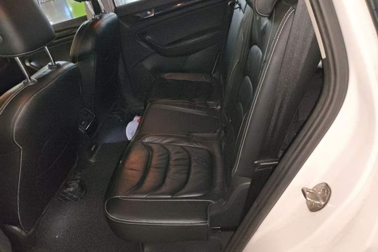 Used Skoda Kodiaq 2019 Facelifted TSI330 7-Seater Two-Wheel-Drive Luxury Enjoyment Edition China VI Standard