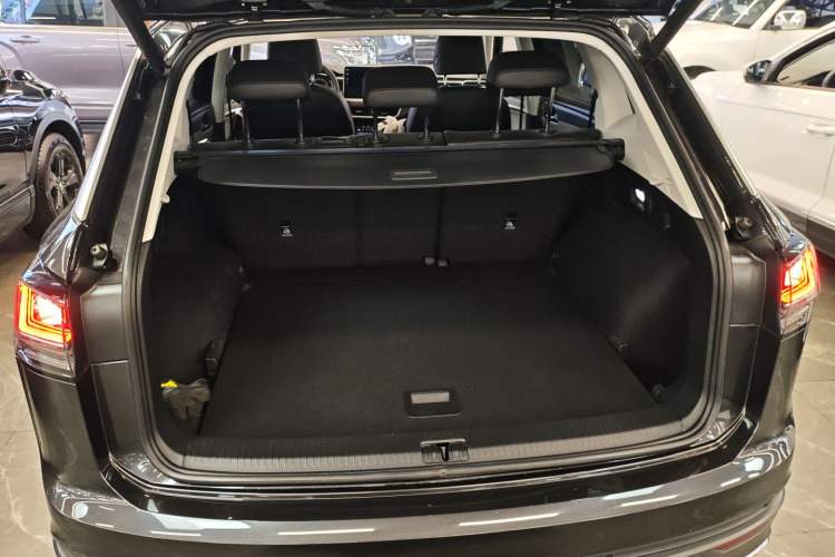 Used Volkswagen Tayron 2024 330TSI Two-Wheel Drive Luxury Plus Advanced Version
