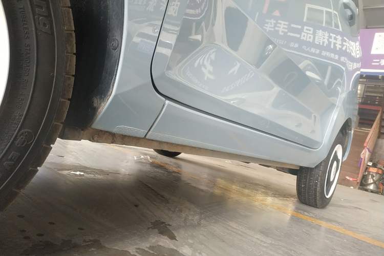 Used Wuling Hongguang MINIEV 2022 Easy Version Lithium Iron Phosphate
