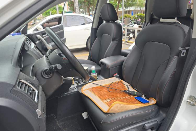 Used Haval M6 2019 1.5T DCT Two-Wheel Drive Elite Version China V Standard