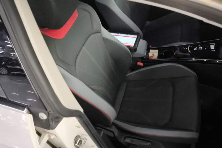 Used Volkswagen Lamando 2022 Lavida L 280TSI DSG Cool & Spicy Edition
