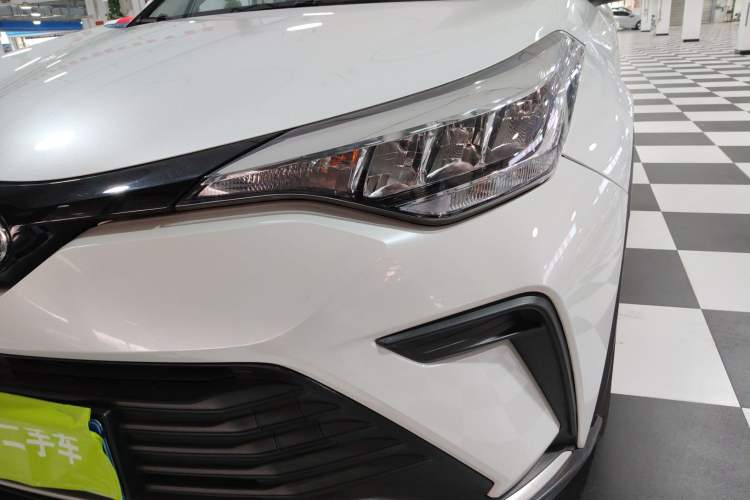 Used Toyota IZOA 2023 2.0L Yixing Version
