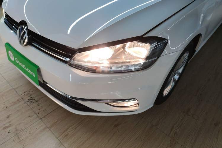 Used Volkswagen Golf 2019 280TSI DSG Comfort Version China VI Standard
