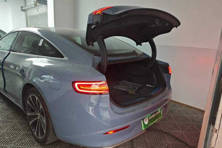 Used Hima Luxeed S7 2025 855 km Max